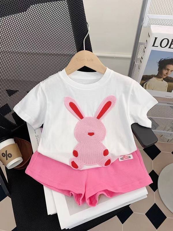 Girls White Bear Graphic Suit – Pure Cotton Kids Suit – Rs.1079 – Sheinn Pakistan