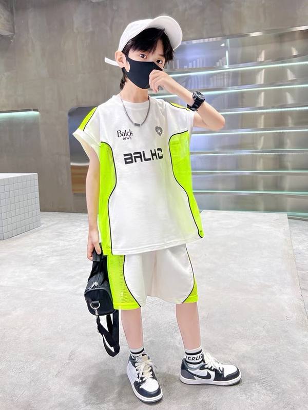 Boys Urban Letter Green Suit – Pure Cotton Kids Suit – Rs.1079 – Sheinn Pakistan